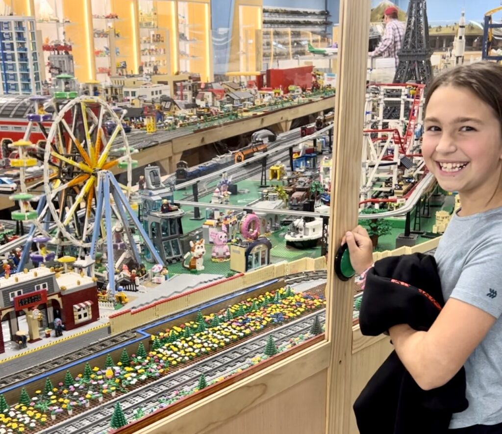 What Makes TrainTastic the World’s LARGEST Model Railroad Museum